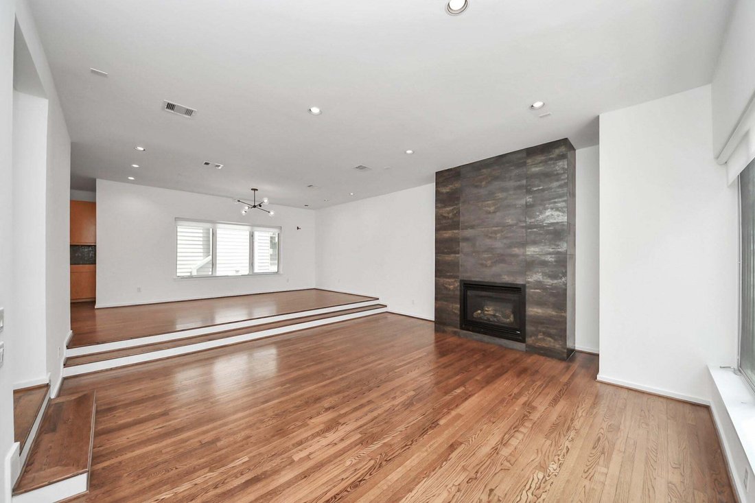 House in Houston, Texas, United States 3 - 18552879