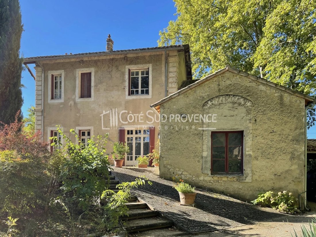 House in Saint-Didier, Provence-Alpes-Côte d'Azur, France 1 - 18549391