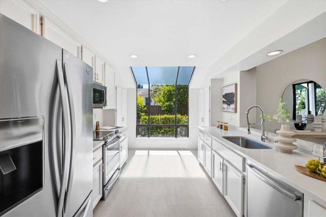 Townhouse in Mountain View, California, United States 5 - 18551678