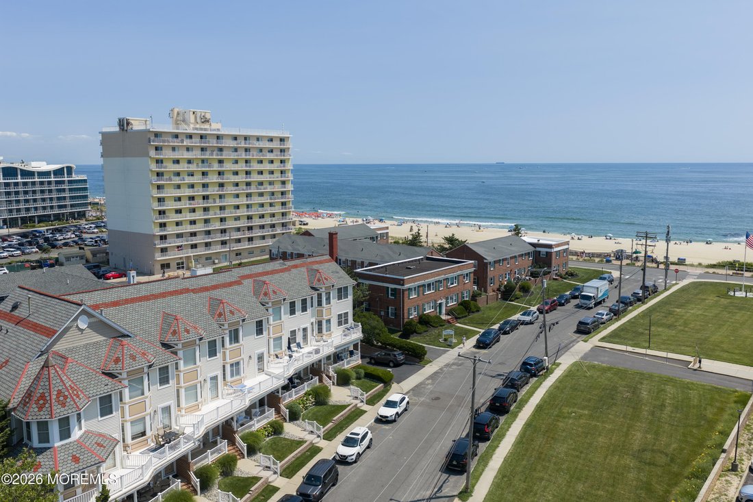 House in Long Branch, New Jersey, United States 3 - 18553121