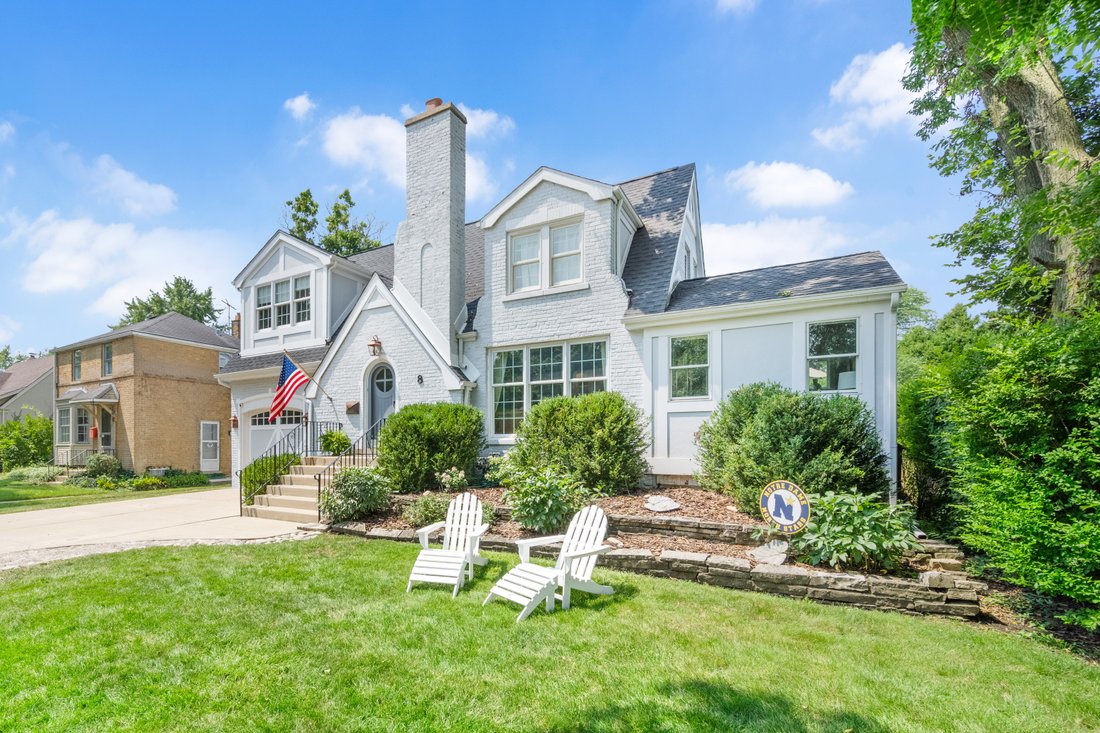 House in Clarendon Hills, Illinois, United States 2 - 18550052