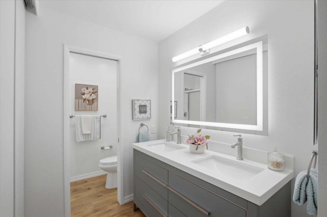 Townhouse in Cupertino, California, United States 4 - 18542783