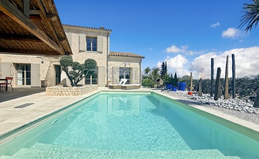 Villa in Uzès, Occitania, France 1