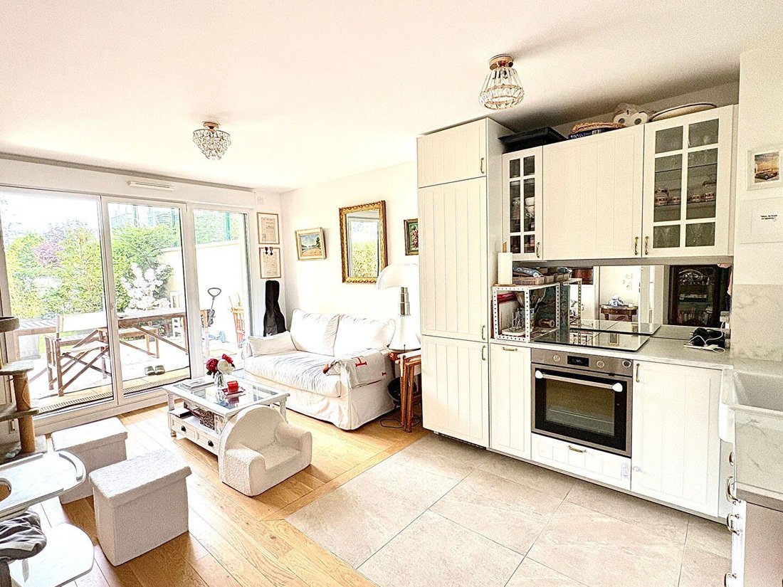 Apartment in Insurrection, Vanves, France 3 - 18551865