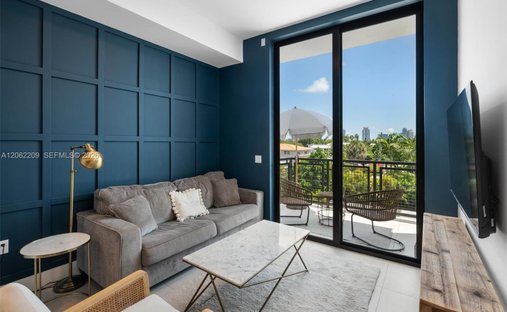 Condo in Miami Beach, Florida, United States 1