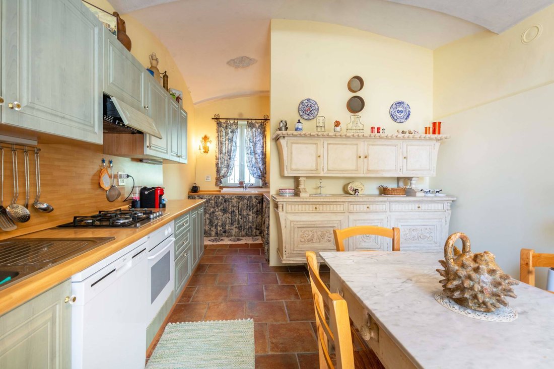 Villa in Tonco, Piedmont, Italy 4 - 18553960
