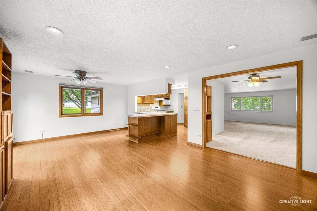 House in Schaumburg, Illinois, United States 5 - 18552613
