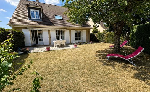 House in Saint Thibault-Vauvettes, Vernouillet, France 1