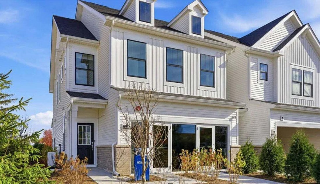 Townhouse in Hoffman Estates, Illinois, United States 1 - 18552644