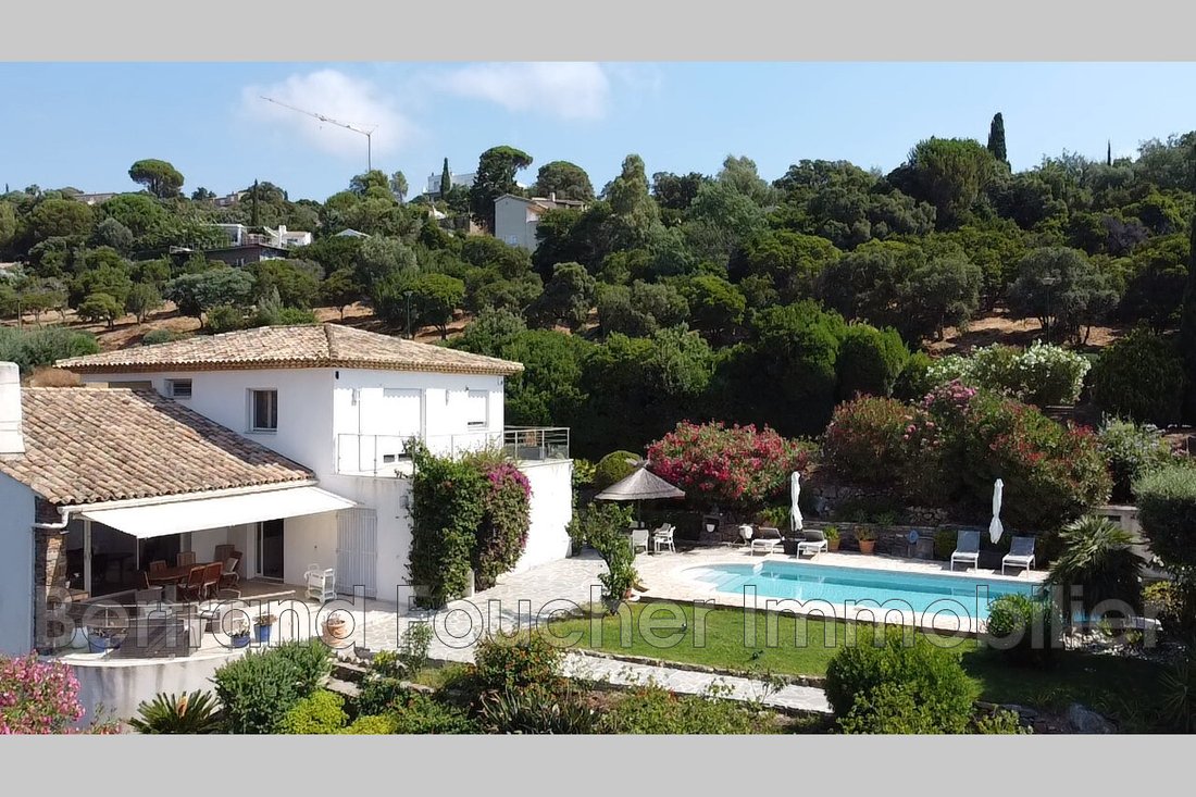 Villa in Sud, Cavalaire-sur-Mer, France 5 - 18399839