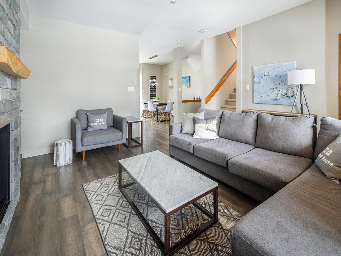 House in Whistler, British Columbia, Canada 3 - 18554052