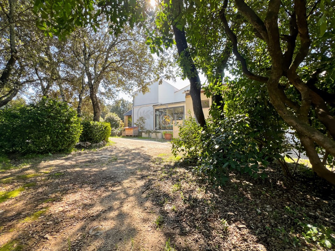 Villa in Uzès, Occitania, France 5 - 18554202
