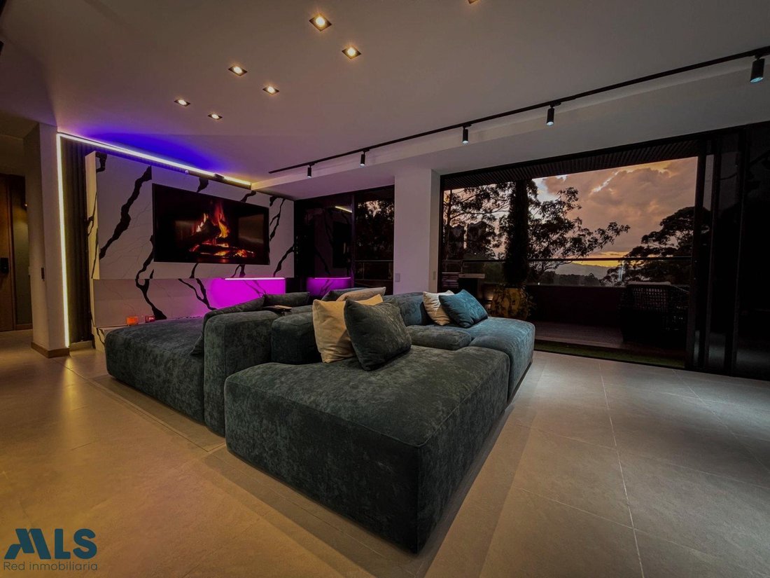 Apartment in Medellín, Antioquia, Colombia 5 - 18549071