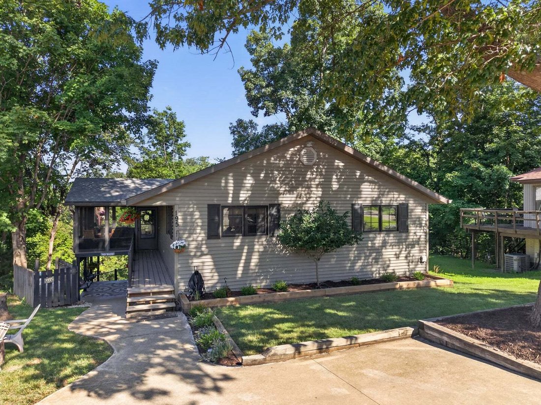 House in Varna, Illinois, United States 3 - 18552665