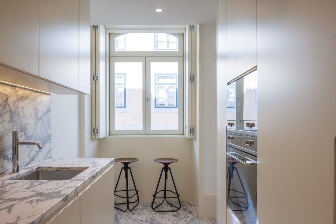 Apartment in Misericordia, Lisbon, Portugal 3 - 18549481