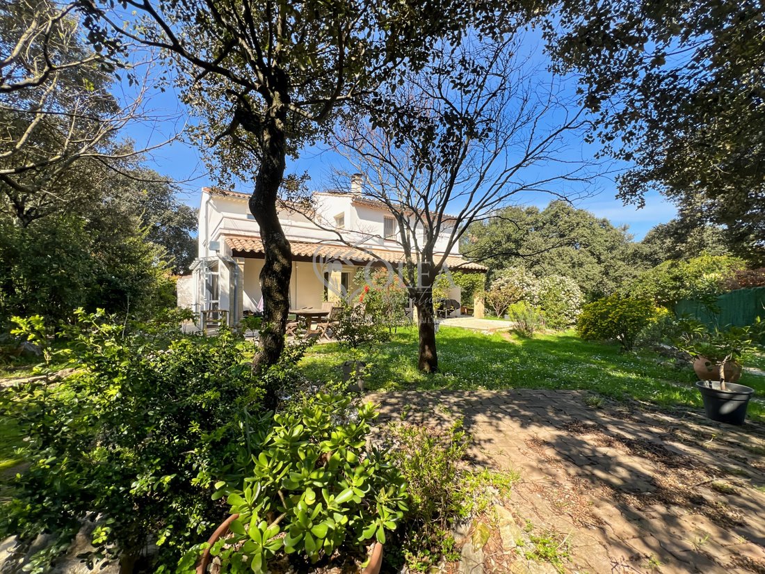 Villa in Uzès, Occitania, France 2 - 18554202