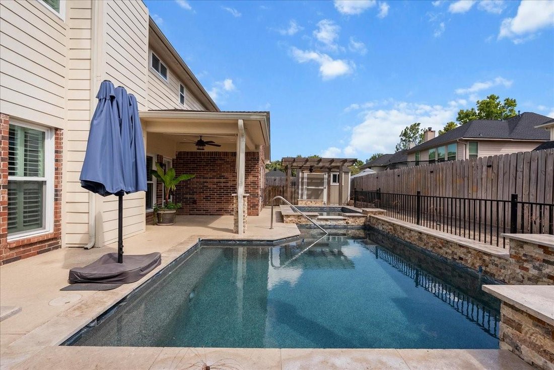 House in Pearland, Texas, United States 4 - 18552933