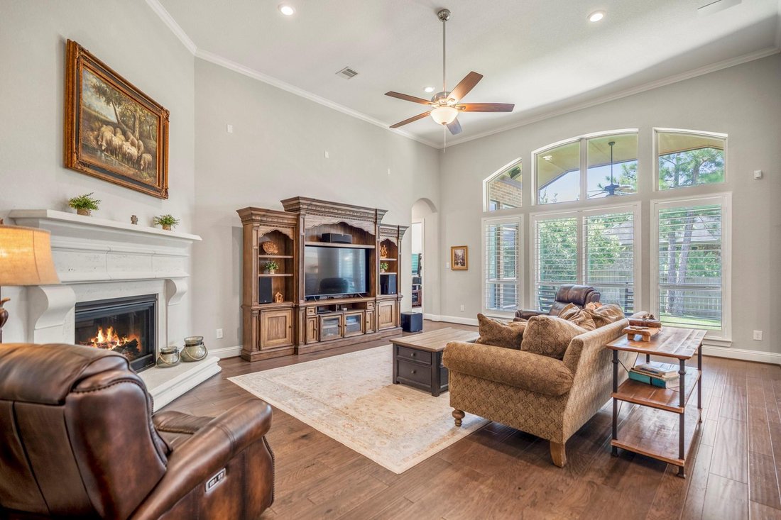 House in Pinehurst, Texas, United States 4 - 18552864