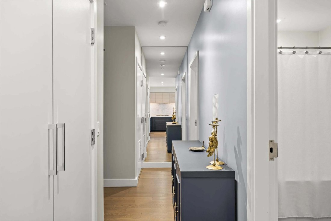 Condo in San Diego, California, United States 2 - 18548651