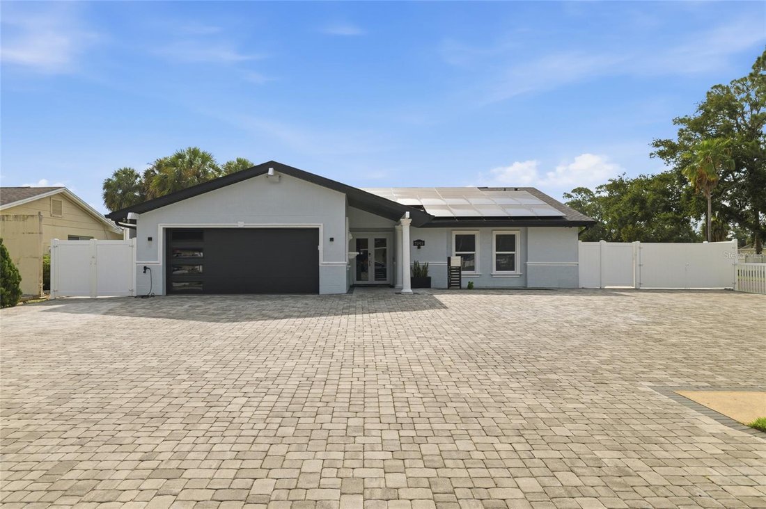 House in Tampa, Florida, United States 1 - 18551529