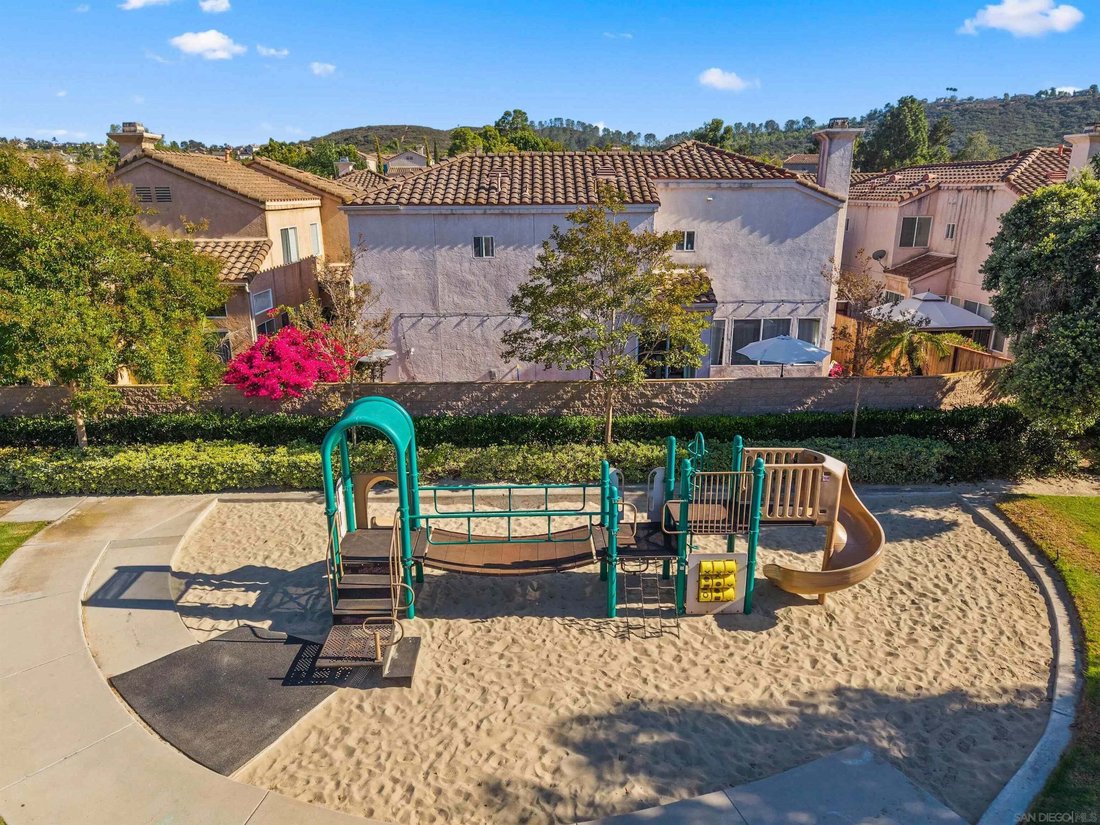 Condo in San Diego, California, United States 5 - 18552587