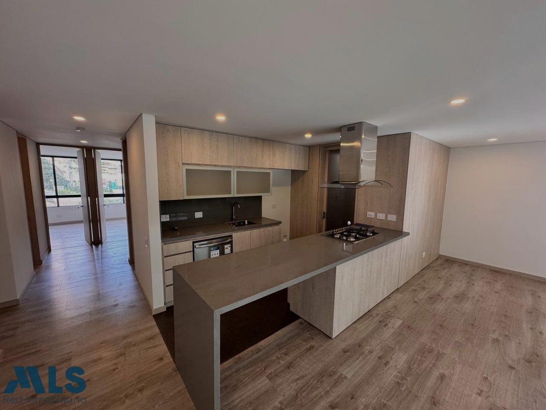 Apartment in Medellín, Antioquia, Colombia 2 - 18549054