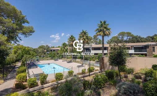 Apartment in Valescure-Vaulongue-Clair Bois-Vallon Suveret, Saint-Raphaël, France 1