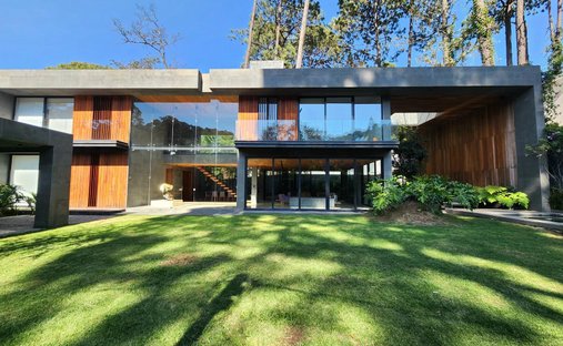 Casa a Valle de Bravo, Stato del Messico, Messico 1