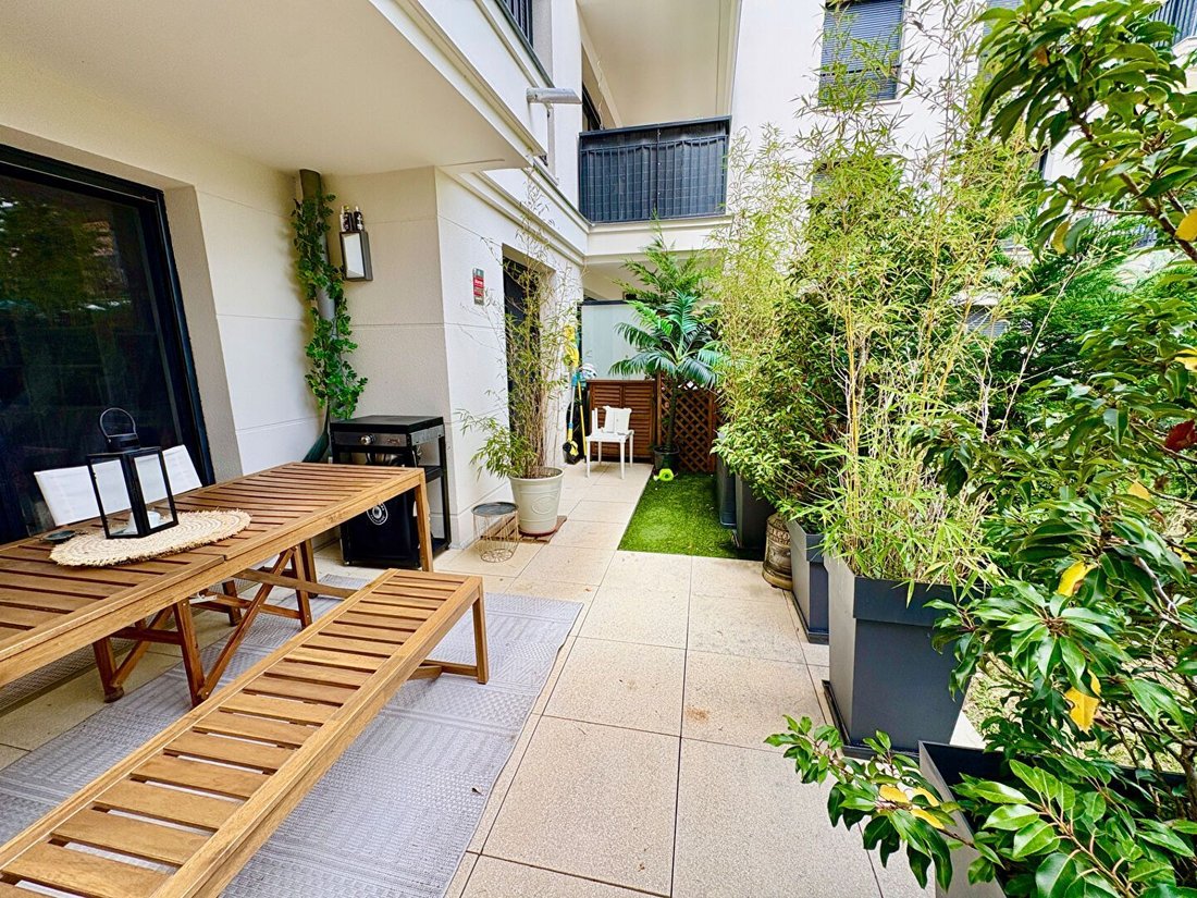 Apartment in Insurrection, Vanves, France 4 - 18551865