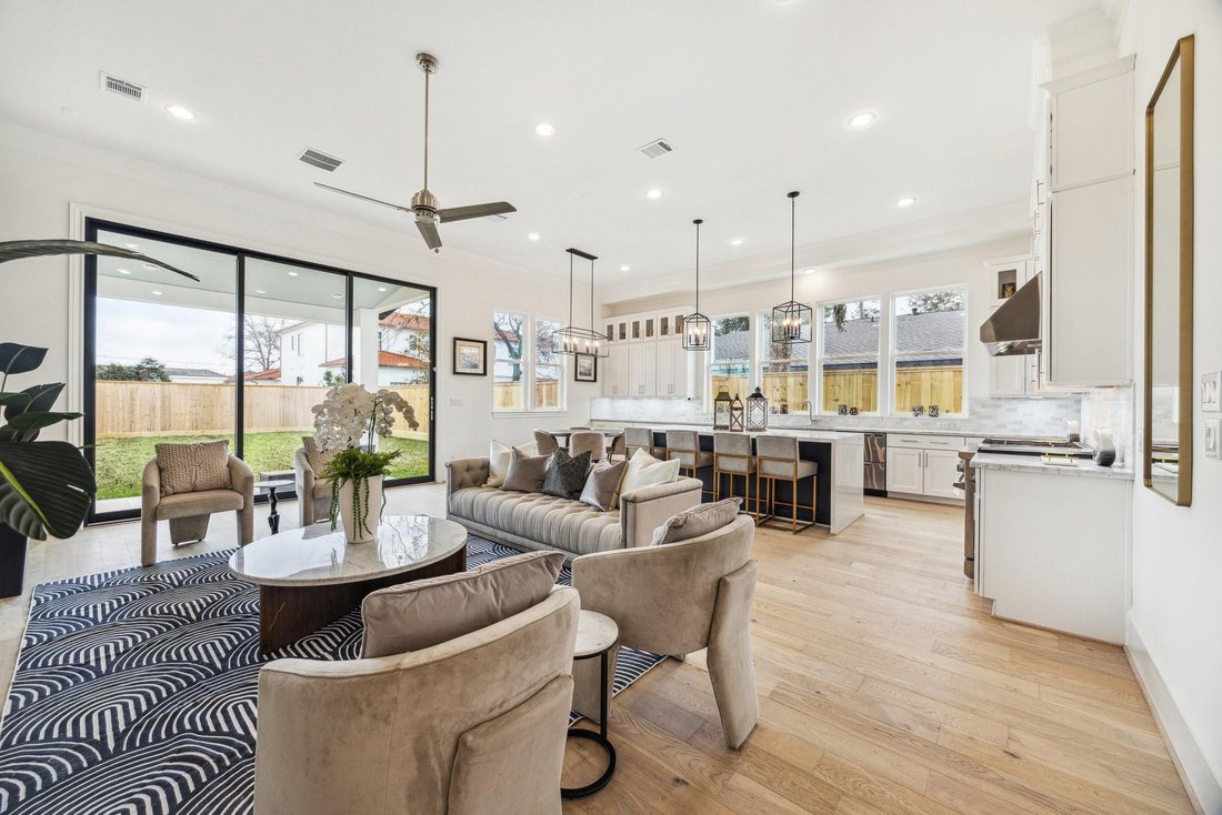 House in Houston, Texas, United States 3 - 18552886