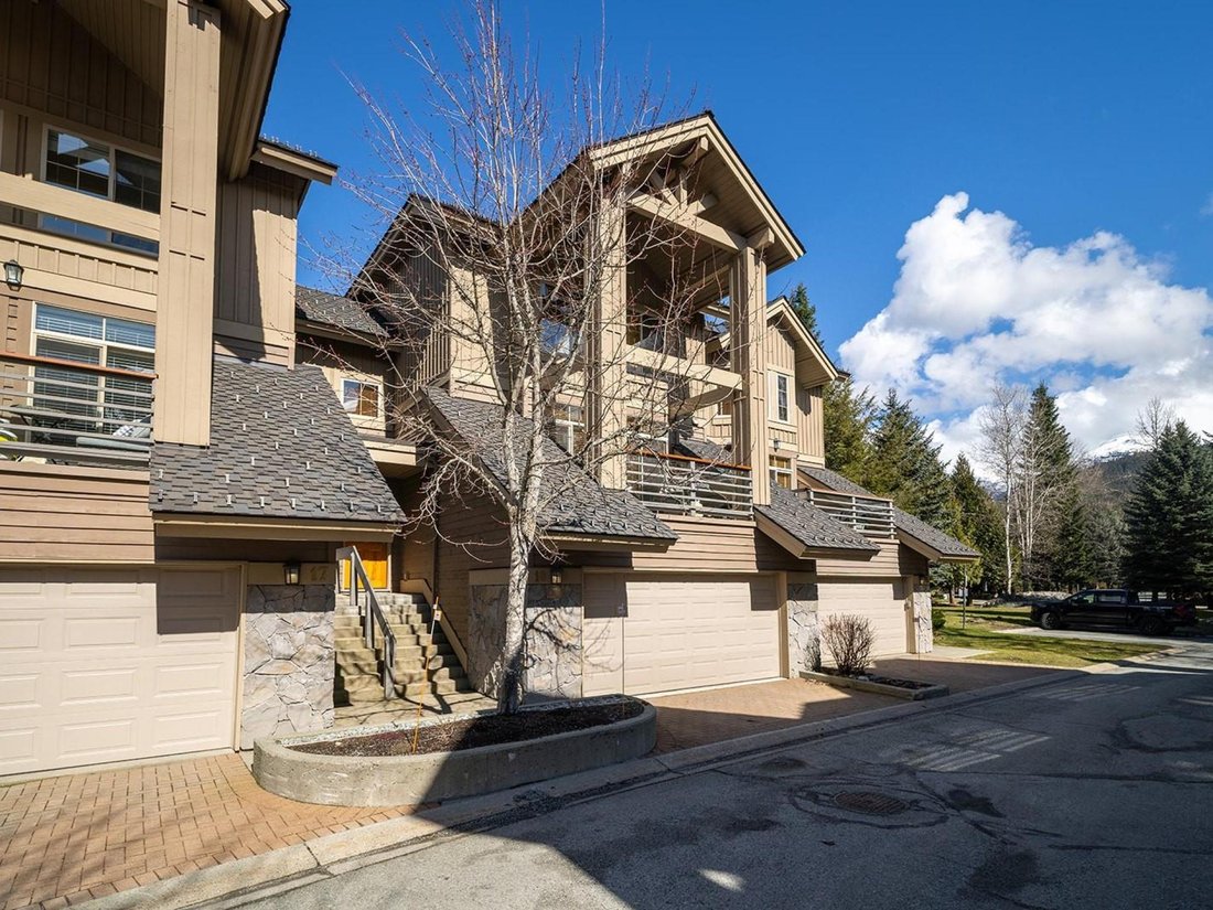 House in Whistler, British Columbia, Canada 1 - 18554052