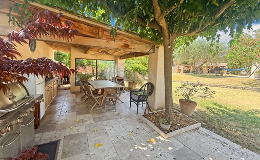Villa in Uzès, Occitania, France 1