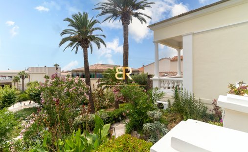 House in Bandol, Provence-Alpes-Côte d'Azur, France 1