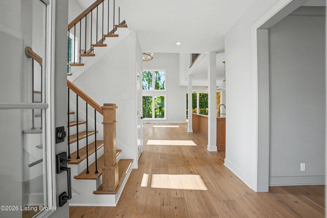 House in Watterson Park, Kentucky, United States 4 - 18552373