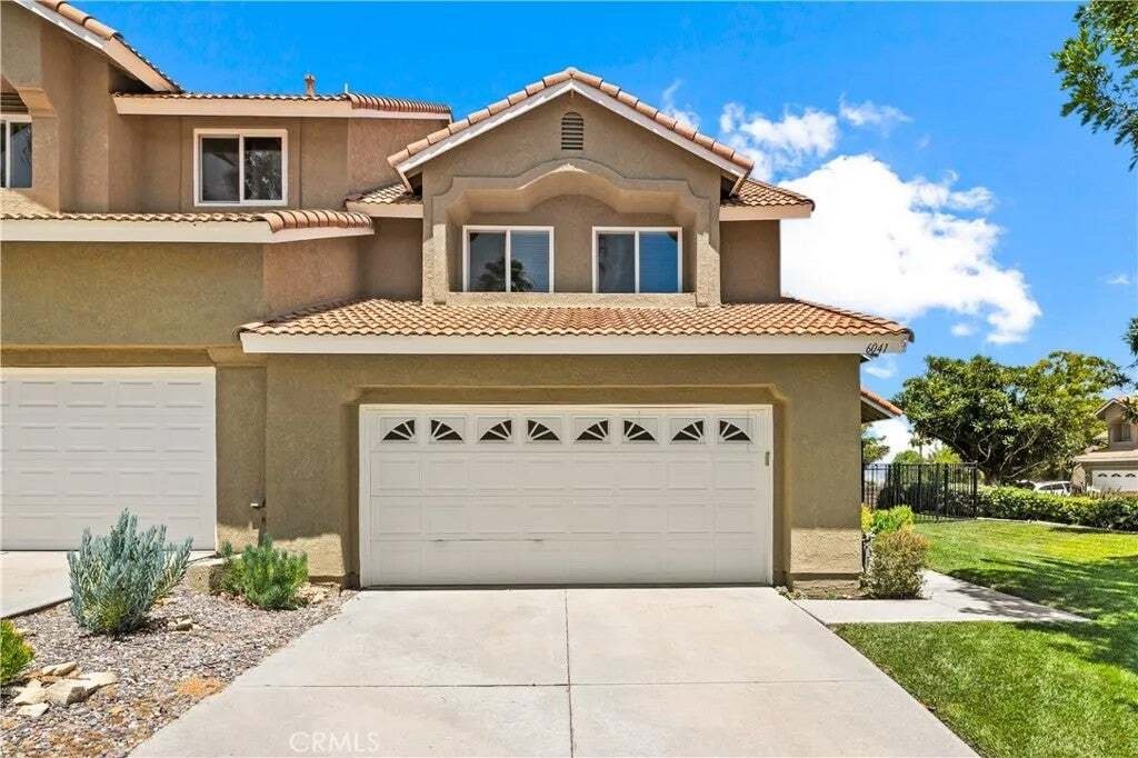 Condo in Orange, California, United States 1 - 18354850