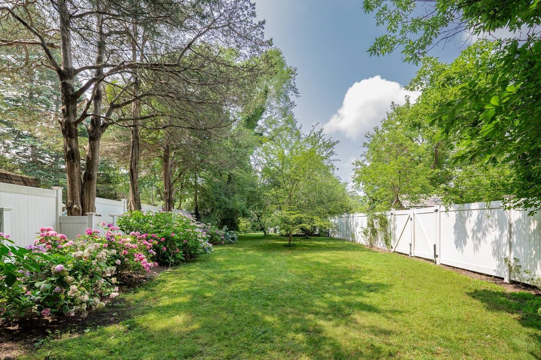 House in East Hampton, New York, United States 2 - 18549089