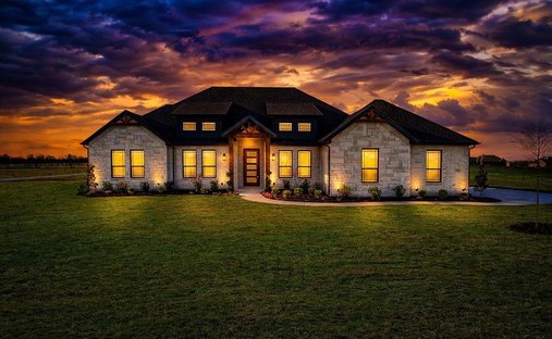 House in Celeste, Texas, United States 1