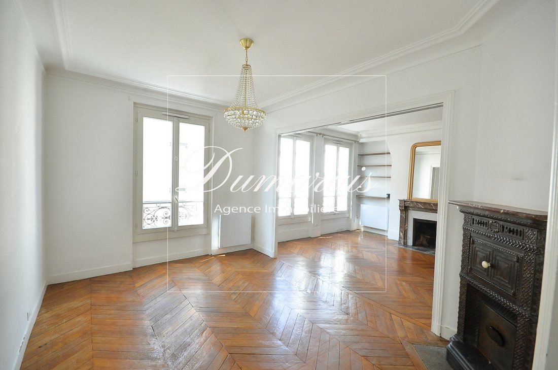Apartment in Saint Gervais, Paris 4e Arrondissement, Paris 2 - 18552055