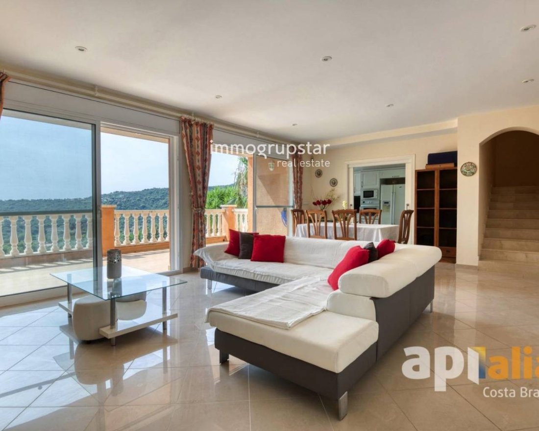 Chalet in Calonge i Sant Antoni, Catalonia, Spain 4 - 18551196