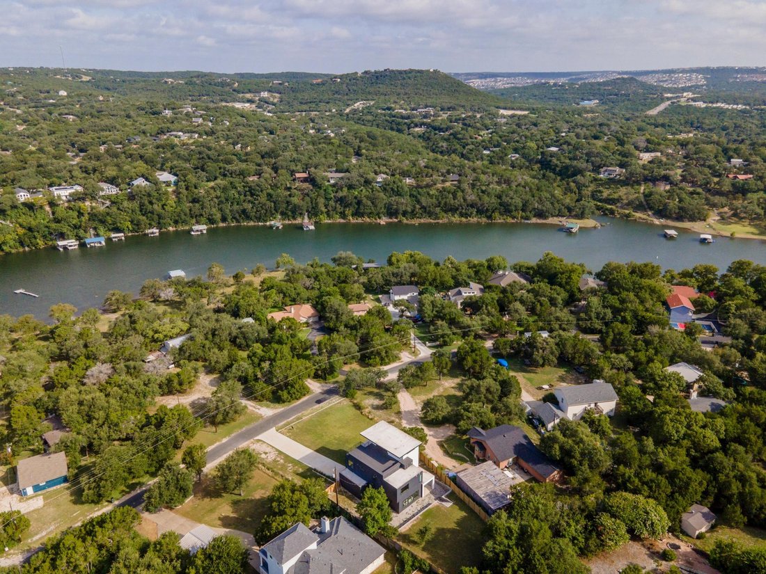 House in Leander, Texas, United States 2 - 17305735