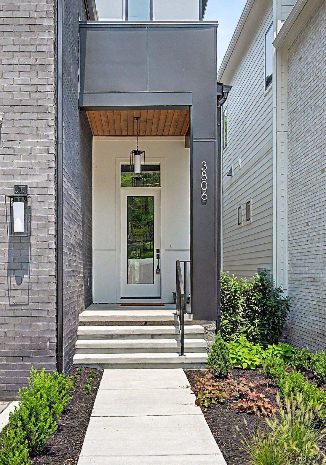 Co Op in Forest Hills, Tennessee, United States 4 - 18199934