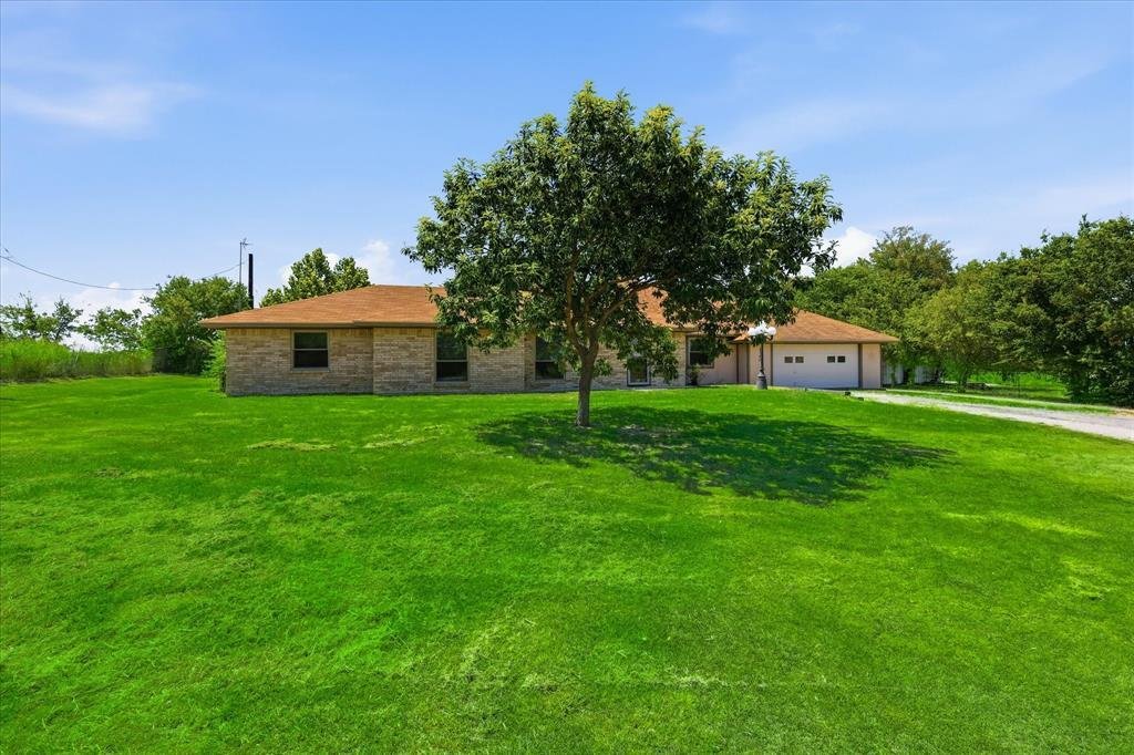House in Ponder, Texas, United States 2 - 18552820
