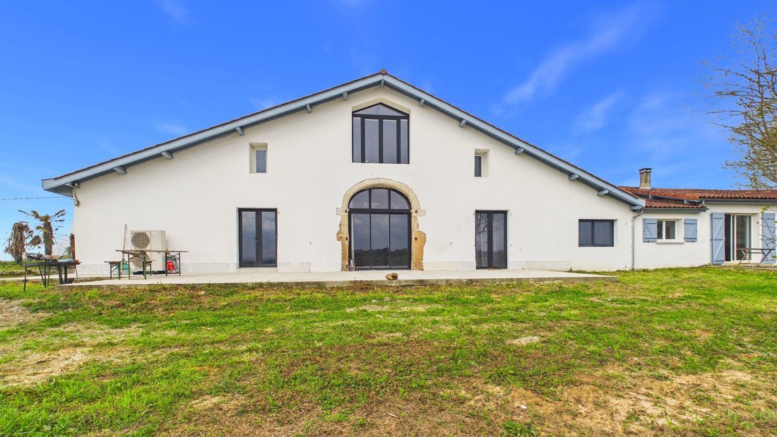 Villa in Peyrehorade, Nouvelle-Aquitaine, France 1 - 18550161