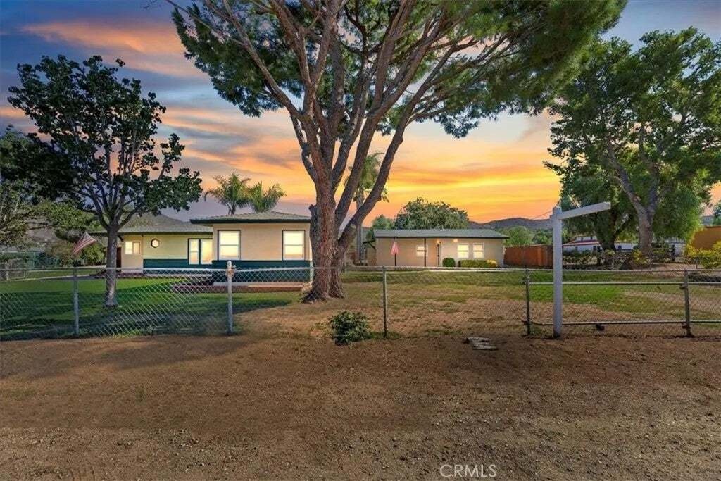 House in Norco, California, United States 4 - 16535571