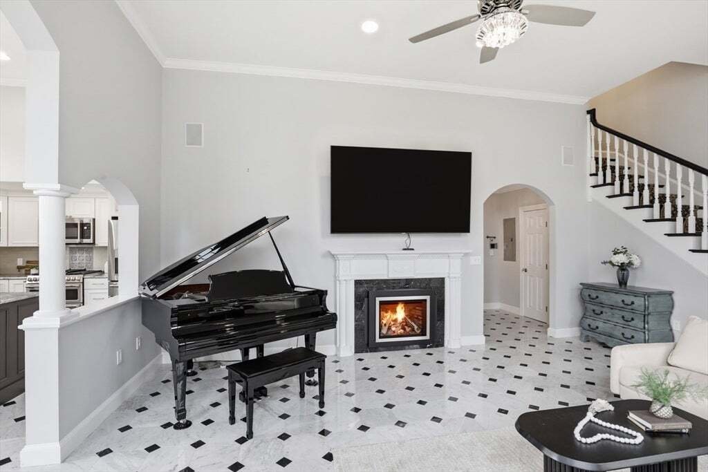 Condo in Winchester, Massachusetts, United States 5 - 17617799