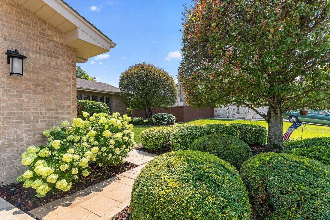 House in Orland Park, Illinois, United States 5 - 18552667