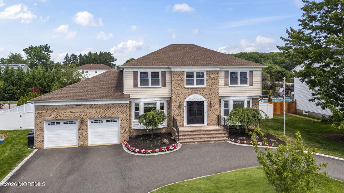 House in Marlboro Township, New Jersey, United States 2 - 18552969