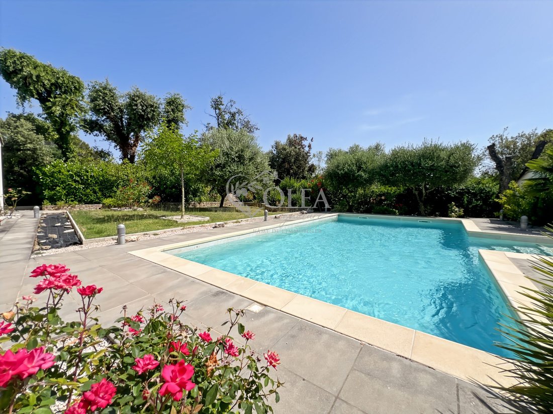 Villa in Arpaillargues-et-Aureilhac, Occitania, France 1 - 18554206