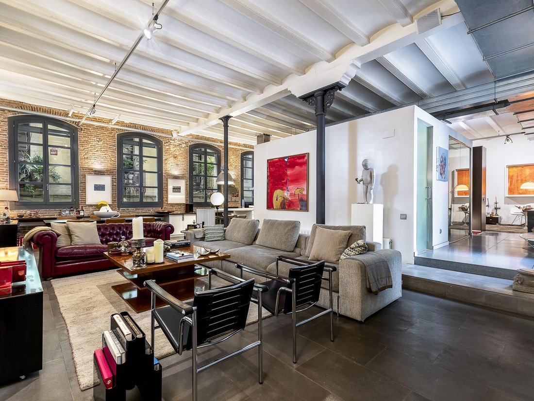 Apartment in Ciutat Vella, Barcelona, Spain 2 - 15041847