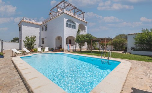 Country House in Barbate, Andalusia, Spain 1